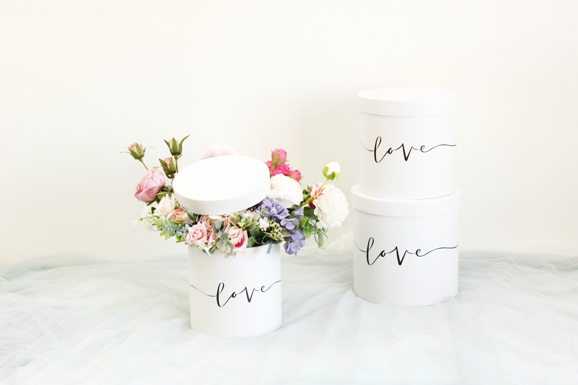 Round Couture Range Lined Flower Hat Boxes Set of 3 (Pink)