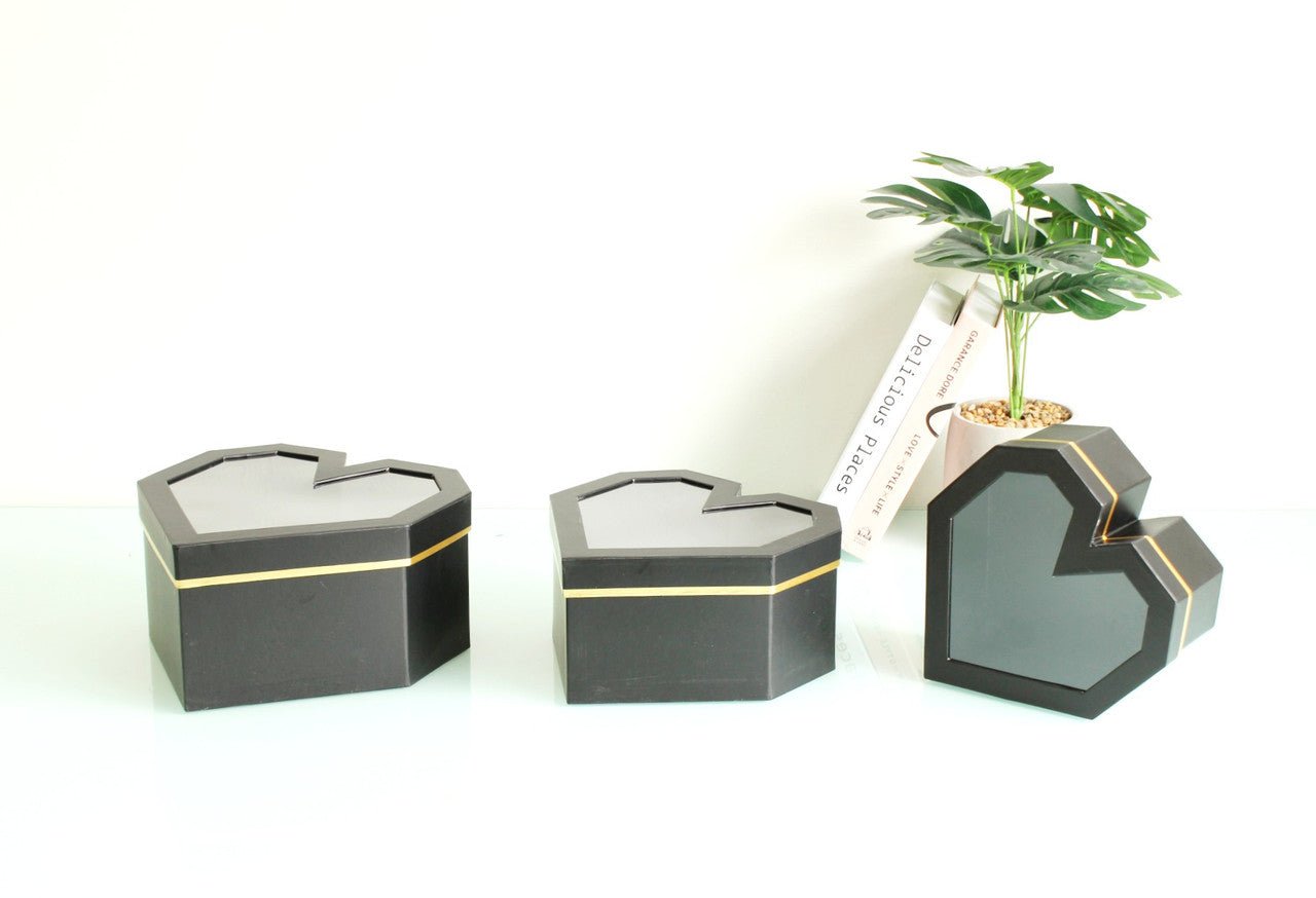 Diamond Heart Shape Flower Box with Clear Lid - Elegant Supply