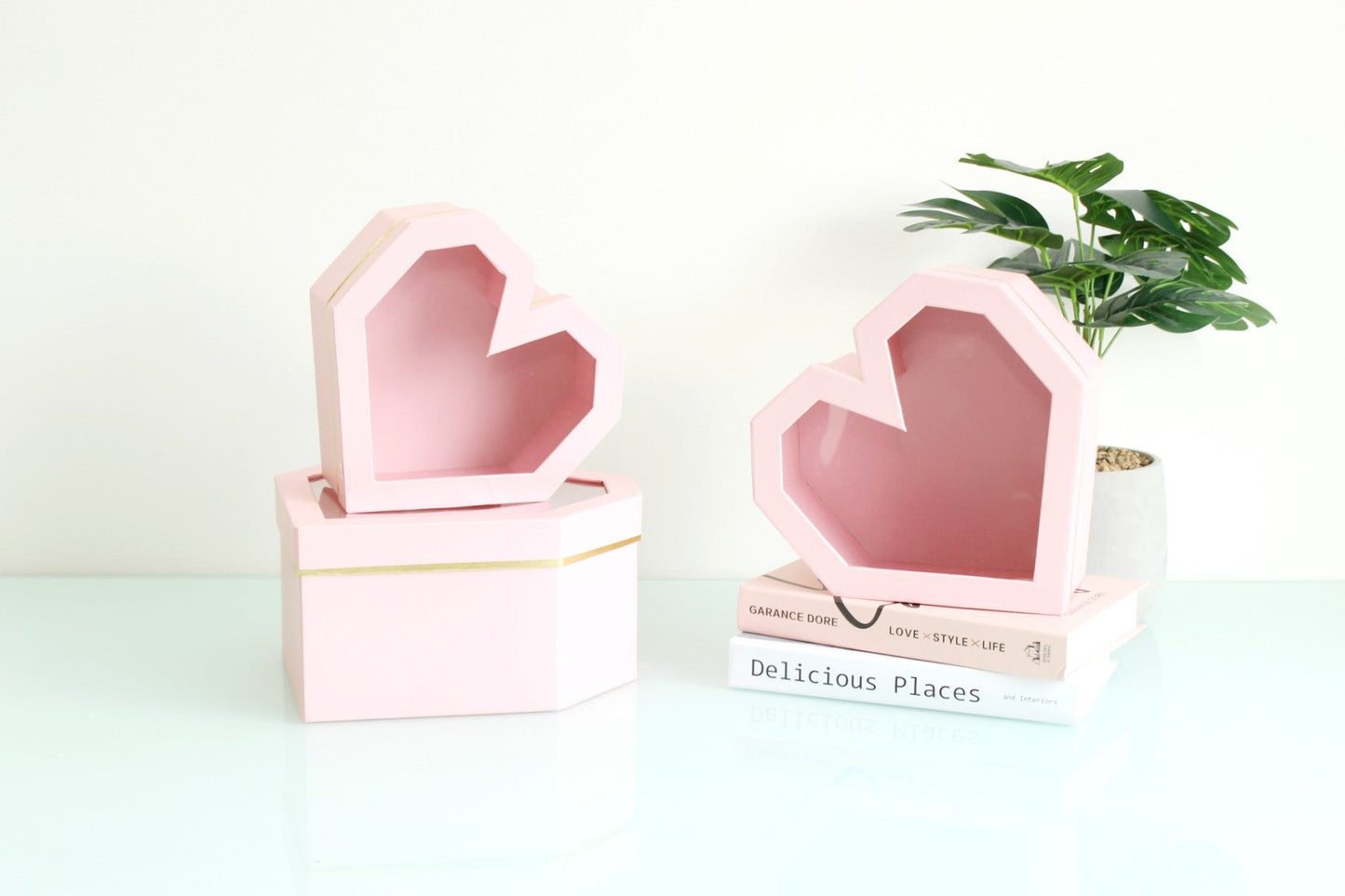 Diamond Heart Shape Flower Box with Clear Lid - Elegant Supply
