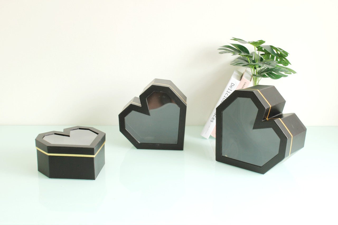 Diamond Heart Shape Flower Box with Clear Lid - Elegant Supply