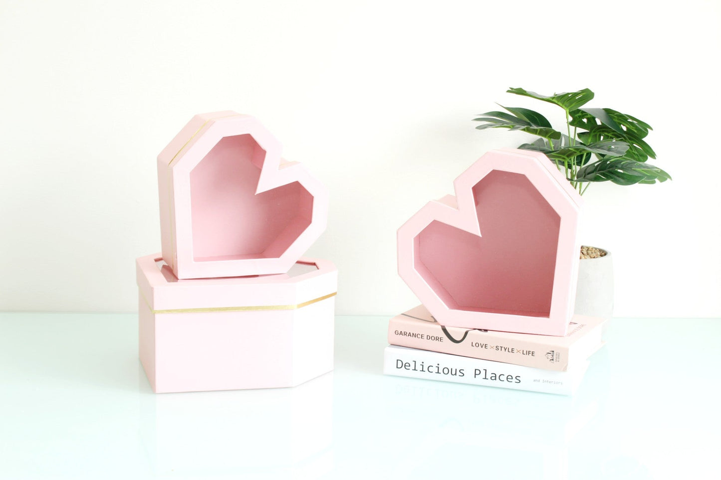 Diamond Heart Shape Flower Box with Clear Lid - Elegant Supply