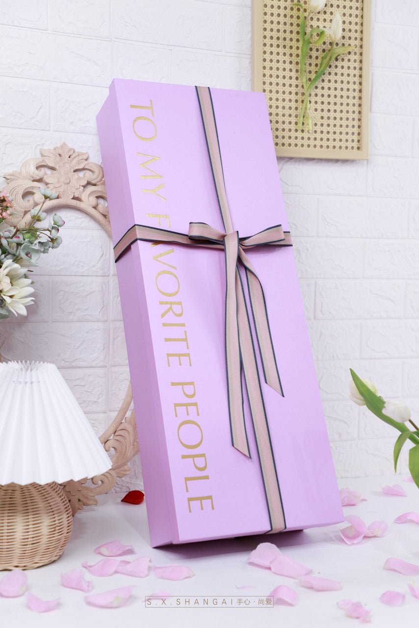 Favorite People "Mom" Box with Foam and Liner - Elegant Supply