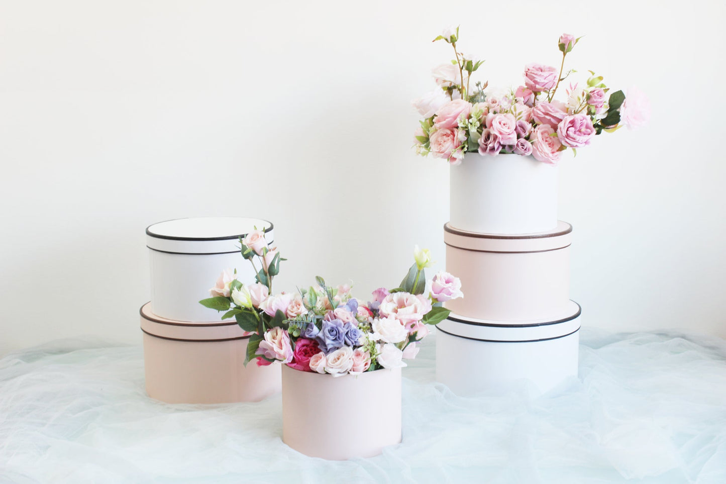 French Inspired Round Flower Box - Elegant Supply