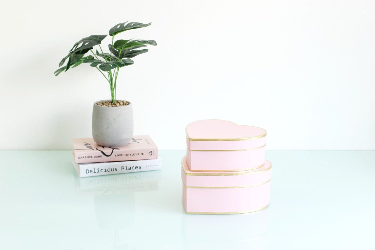 Gold Lines Heart Flower Box - Elegant Supply