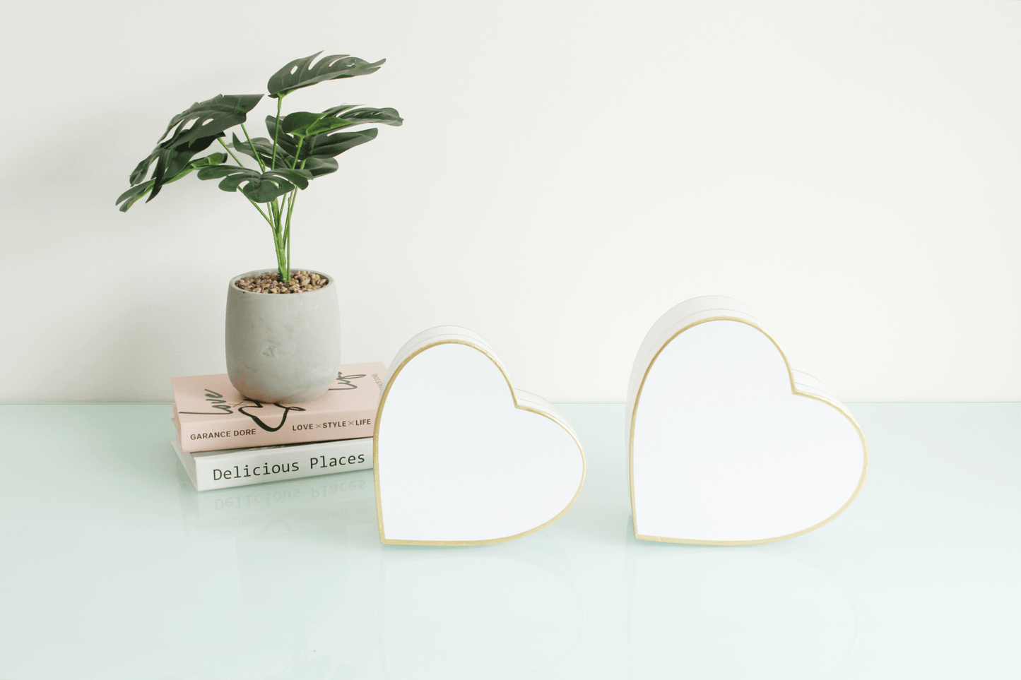 Gold Lines Heart Flower Box - Elegant Supply