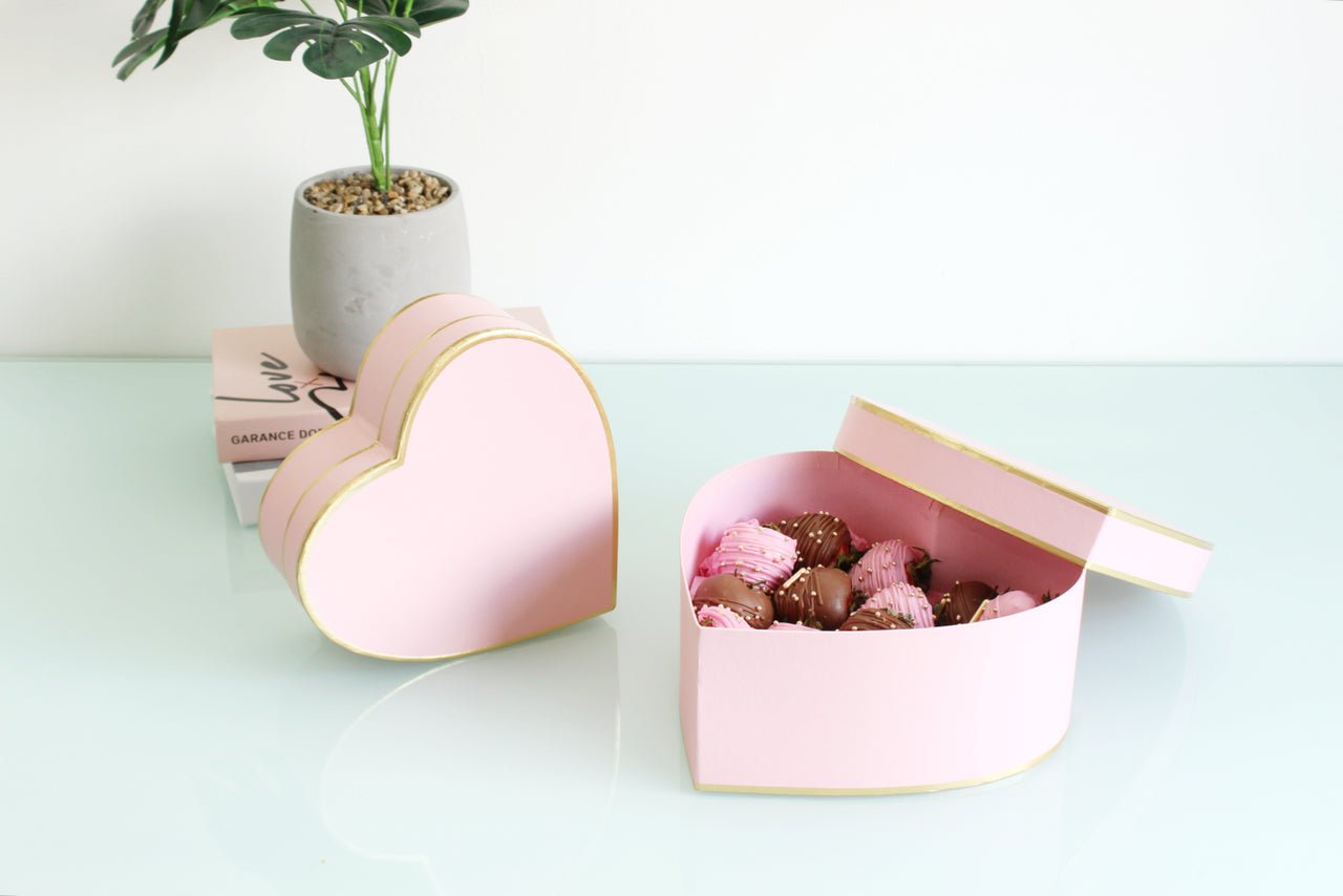 Gold Lines Heart Flower Box - Elegant Supply