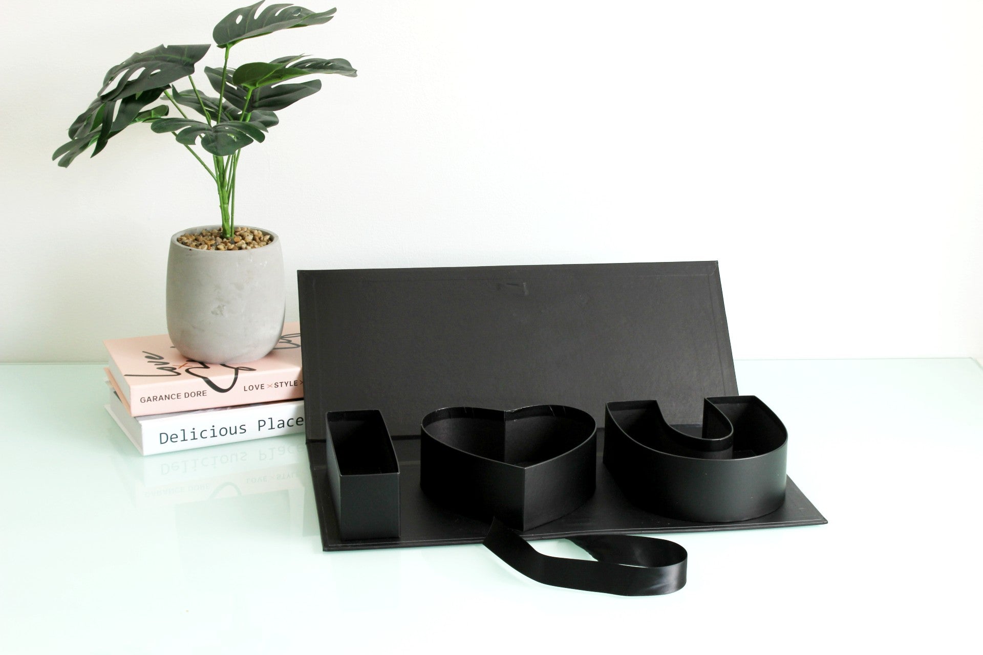 'I Love You' Fillable Heart Box with Ribbon - Elegant Supply