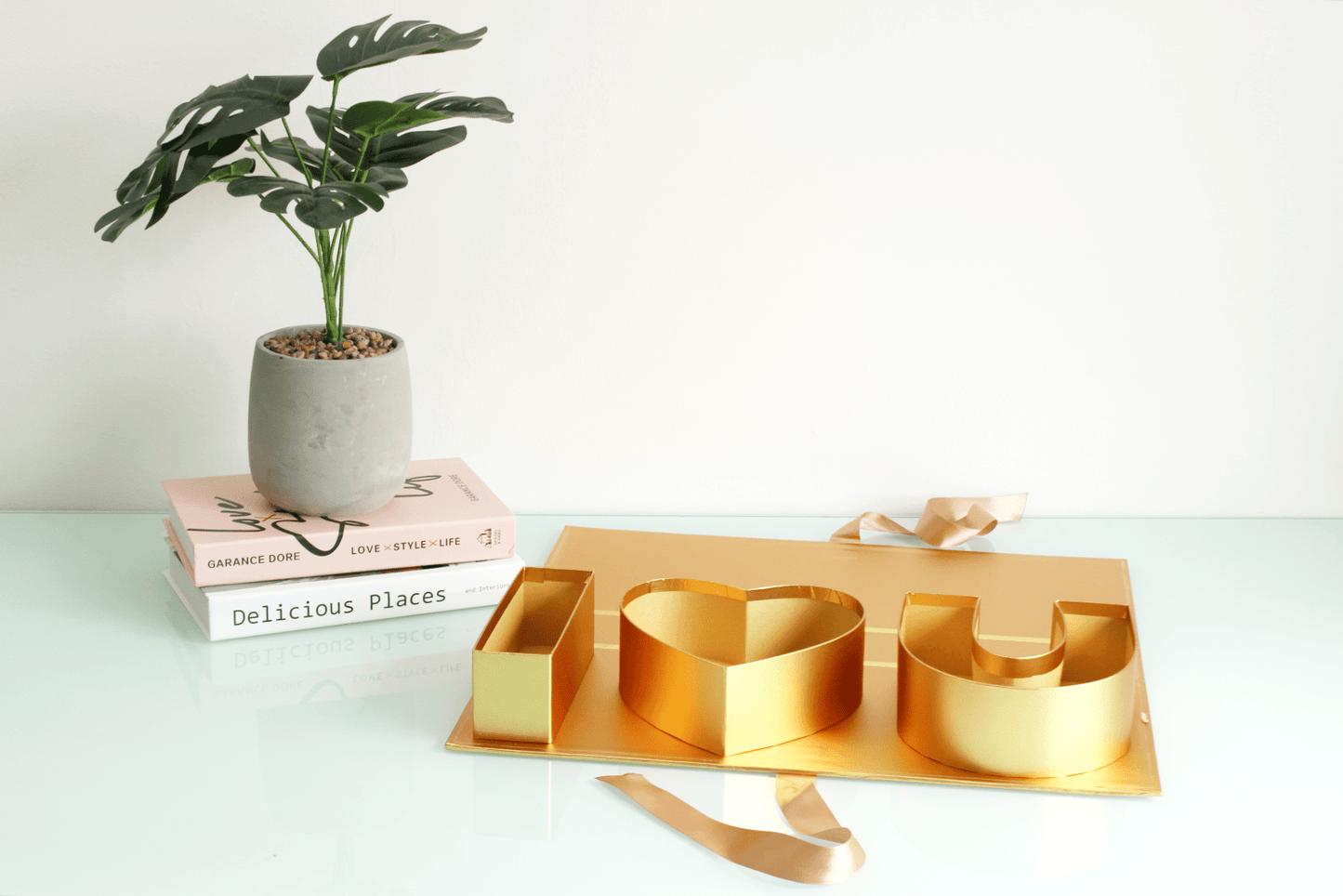 'I Love You' Fillable Heart Box with Ribbon - Elegant Supply