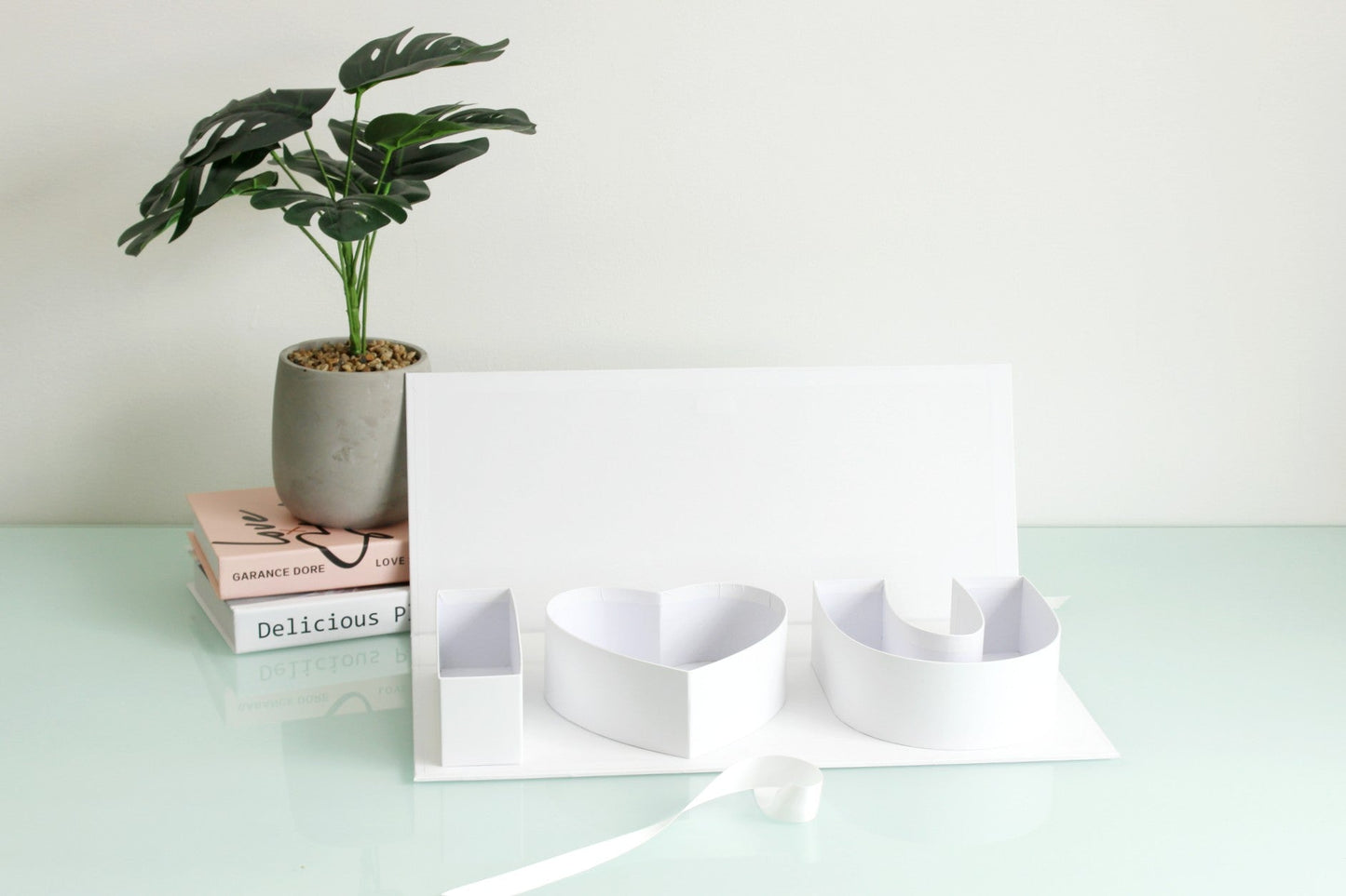 'I Love You' Fillable Heart Box with Ribbon - Elegant Supply