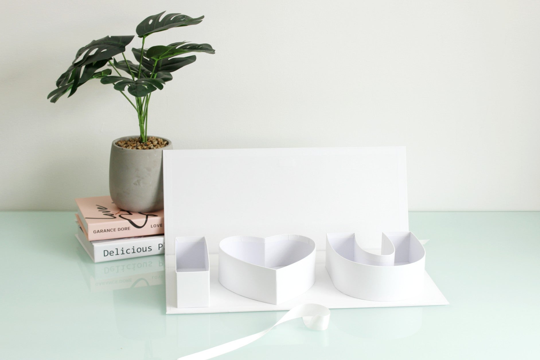 'I Love You' Fillable Heart Box with Ribbon - Elegant Supply