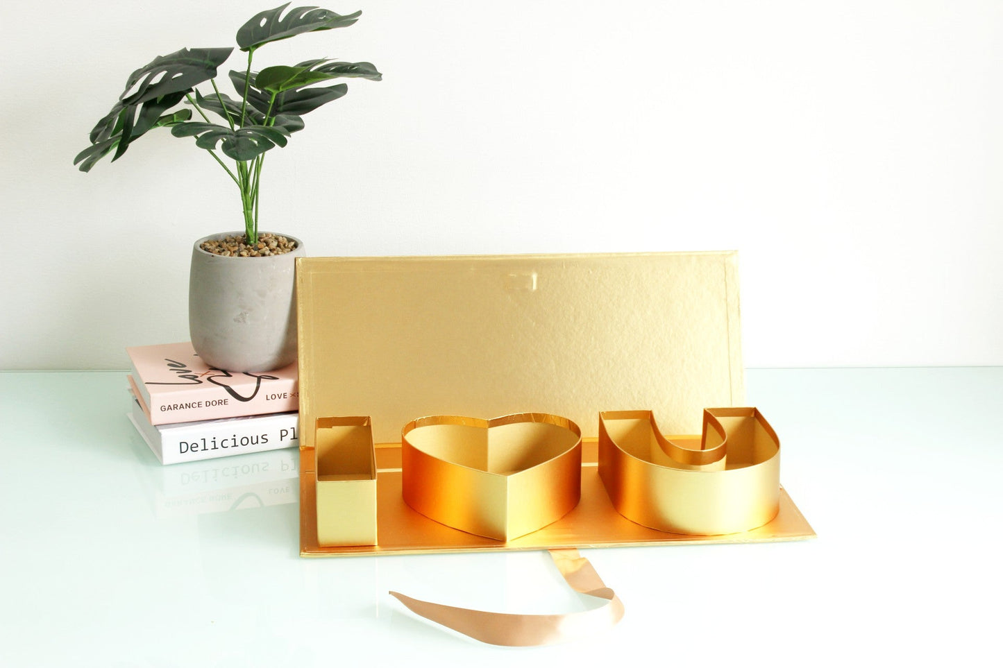 'I Love You' Fillable Heart Box with Ribbon - Elegant Supply