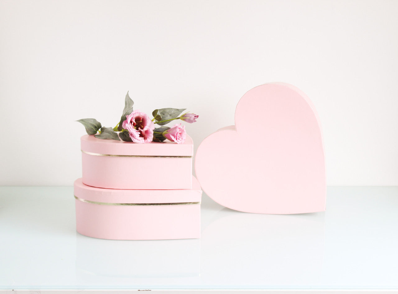 Pink Heart Boxes for luxury flower arrangements, chocolate strawberries, and gifts.