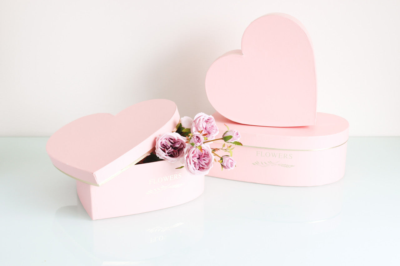 Pink Heart Boxes, gift box or heart box for special occasions and food packaging.