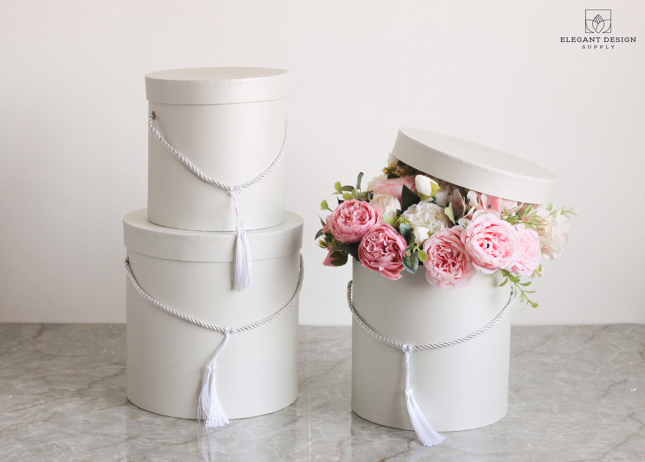White Round Flower Box with Tassel
