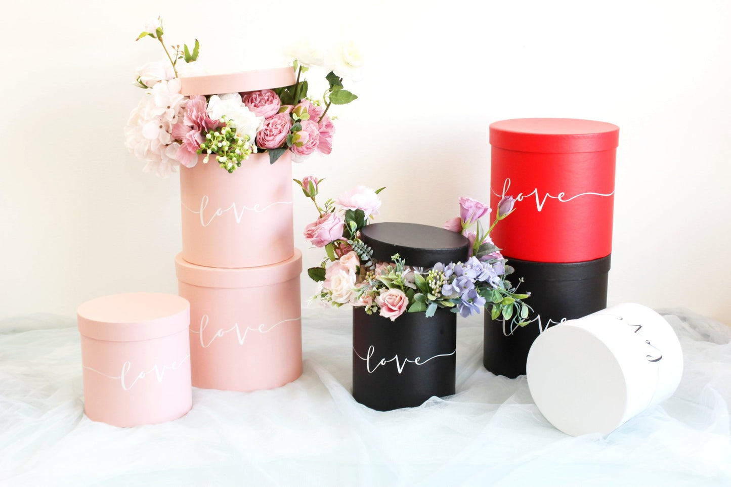 Love Pattern Round Hat Flower Box - Elegant Supply