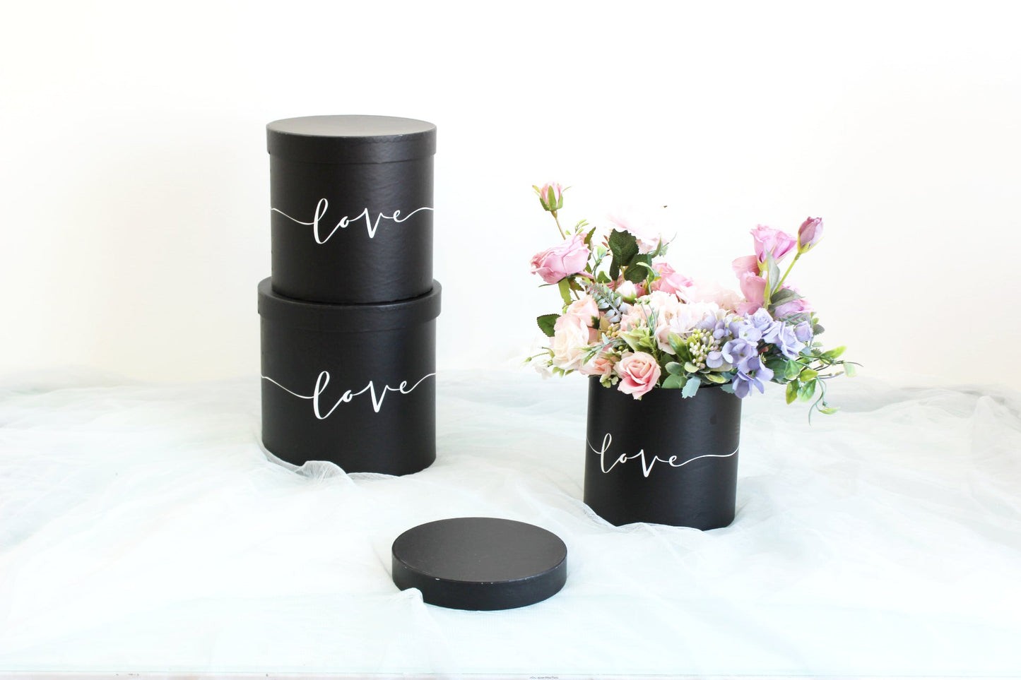 Love Pattern Round Hat Flower Box - Elegant Supply