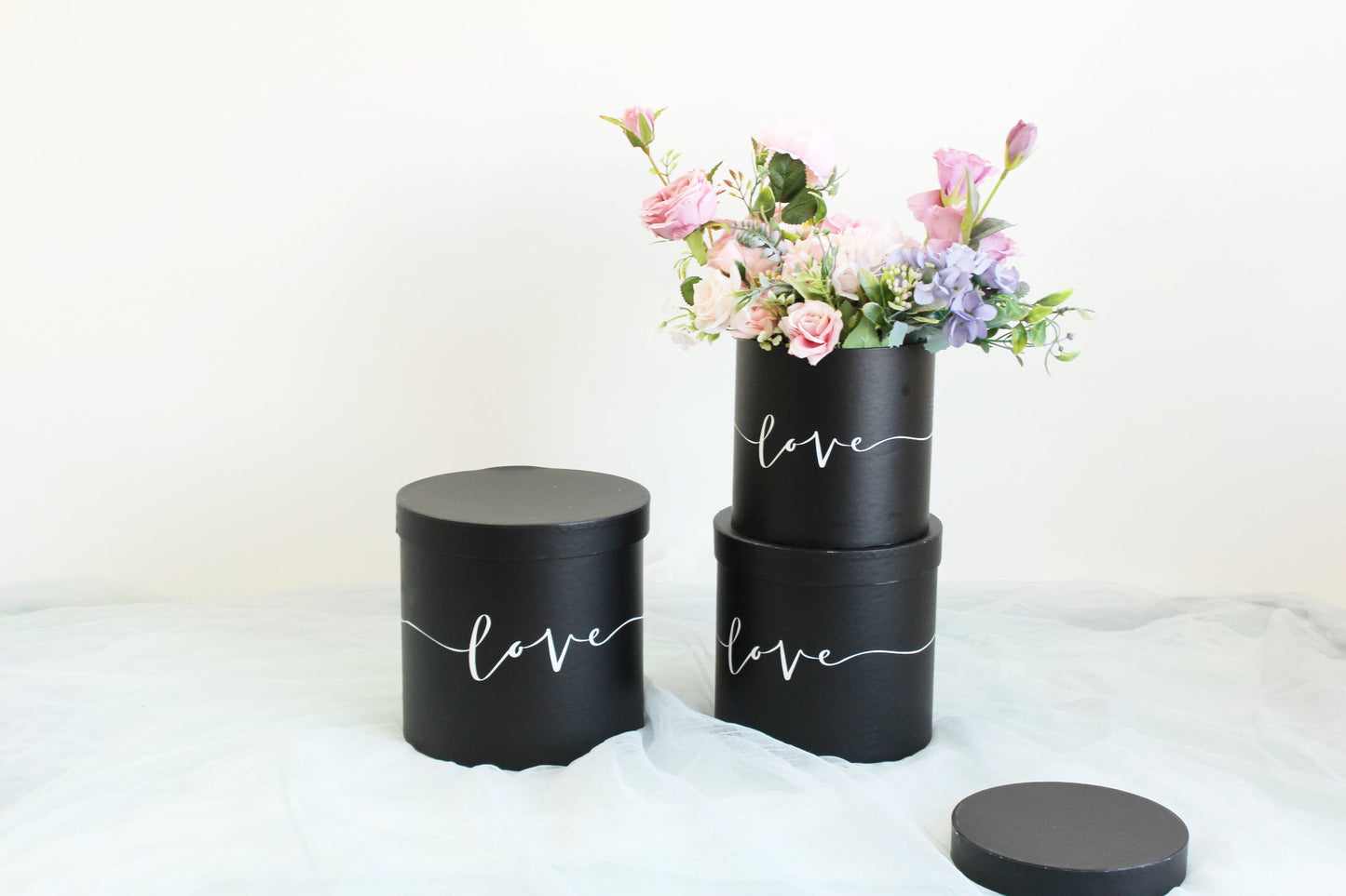 Love Pattern Round Hat Flower Box - Elegant Supply