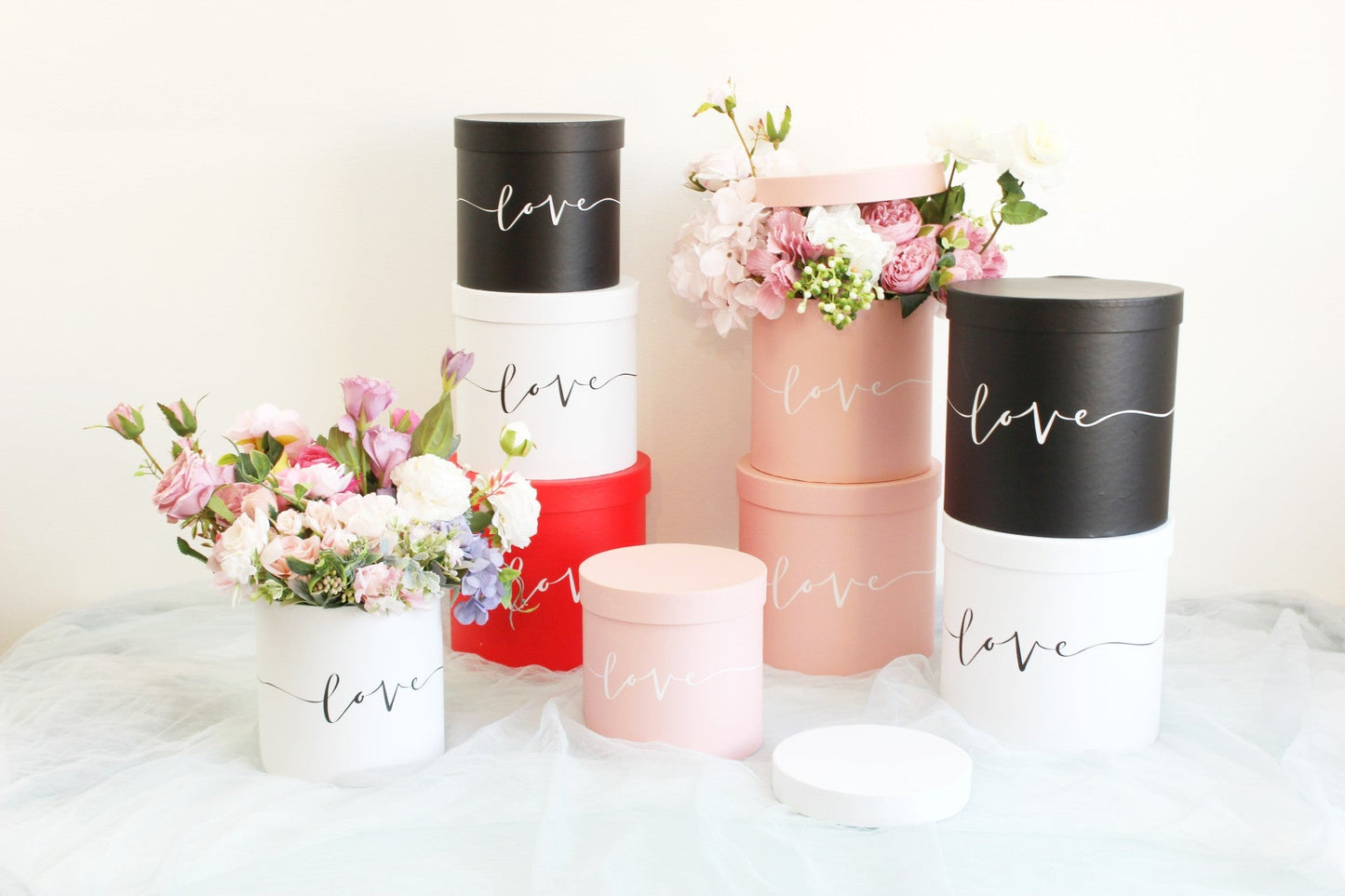 Love Pattern Round Hat Flower Box - Elegant Supply