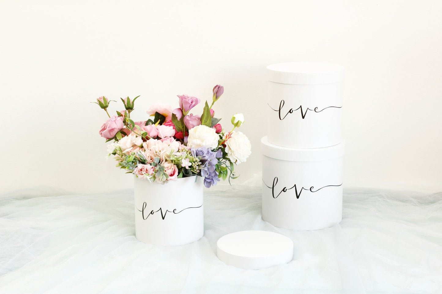 Love Pattern Round Hat Flower Box - Elegant Supply