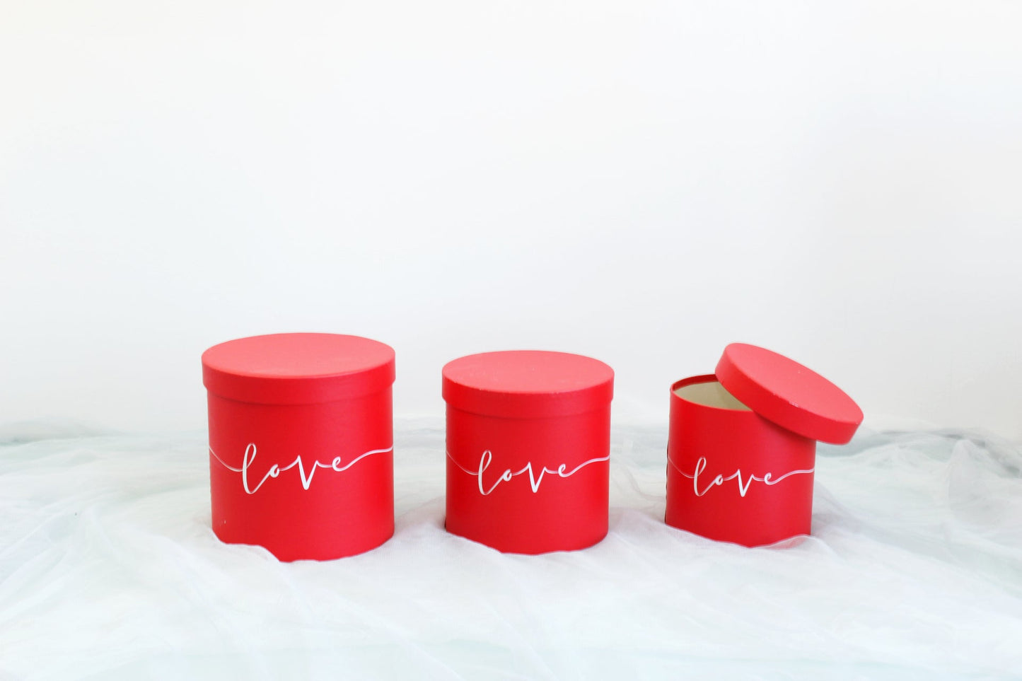 Love Pattern Round Hat Flower Box - Elegant Supply