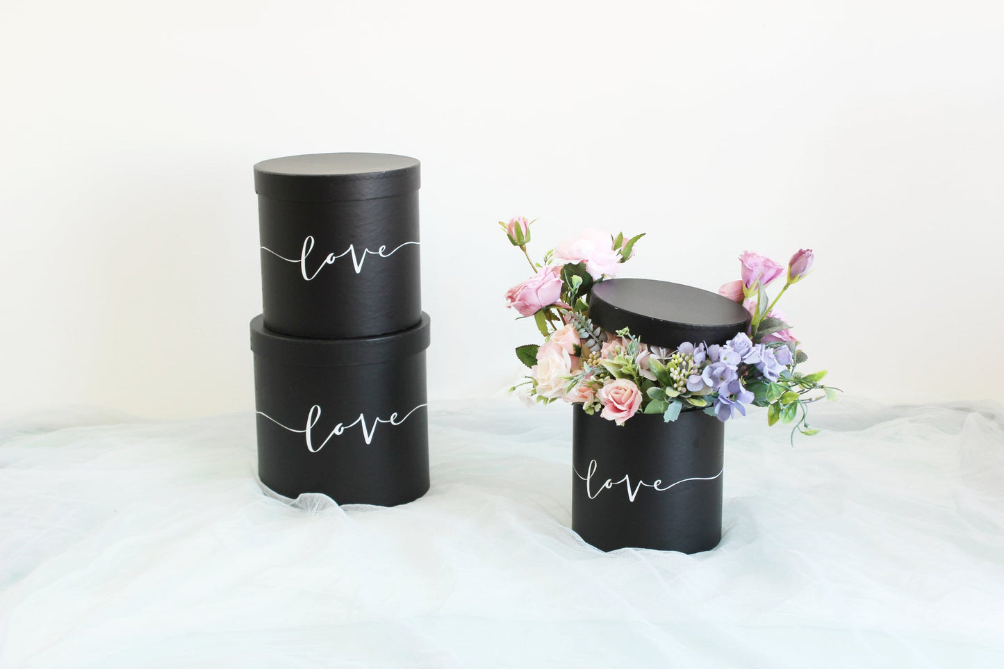 Love Pattern Round Hat Flower Box - Elegant Supply