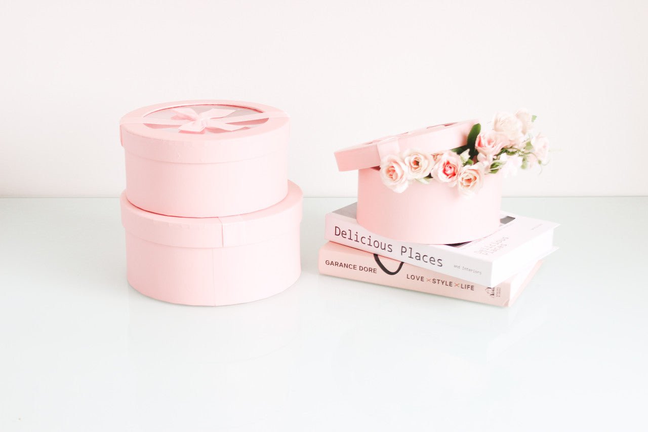 Round Flower Gift box with Clear Lid and Ribbon - Elegant Supply