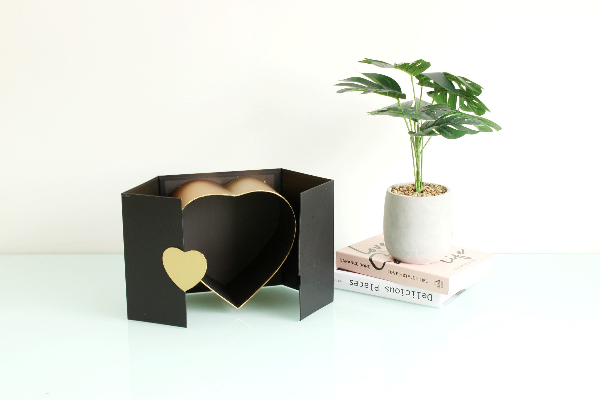 Square Curtain Opening with Heart Insert Flower Box - Elegant Supply