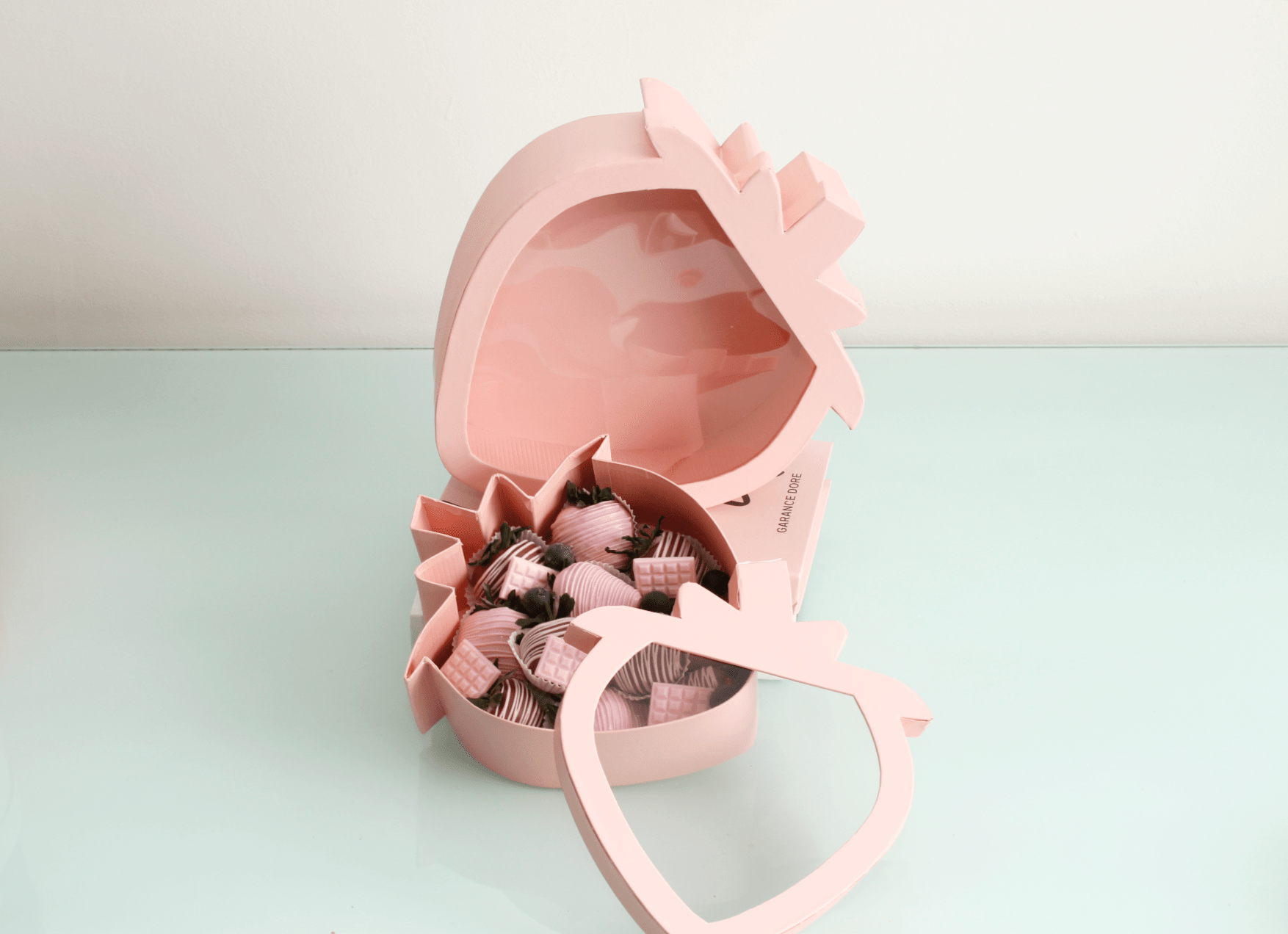 Strawberry Shaped Gift Box - Elegant Supply